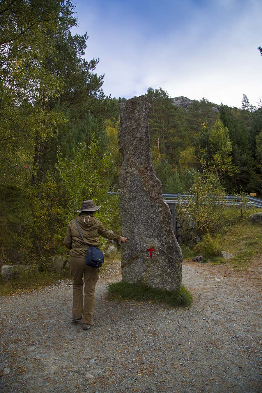 115037ualekaou3len25fa