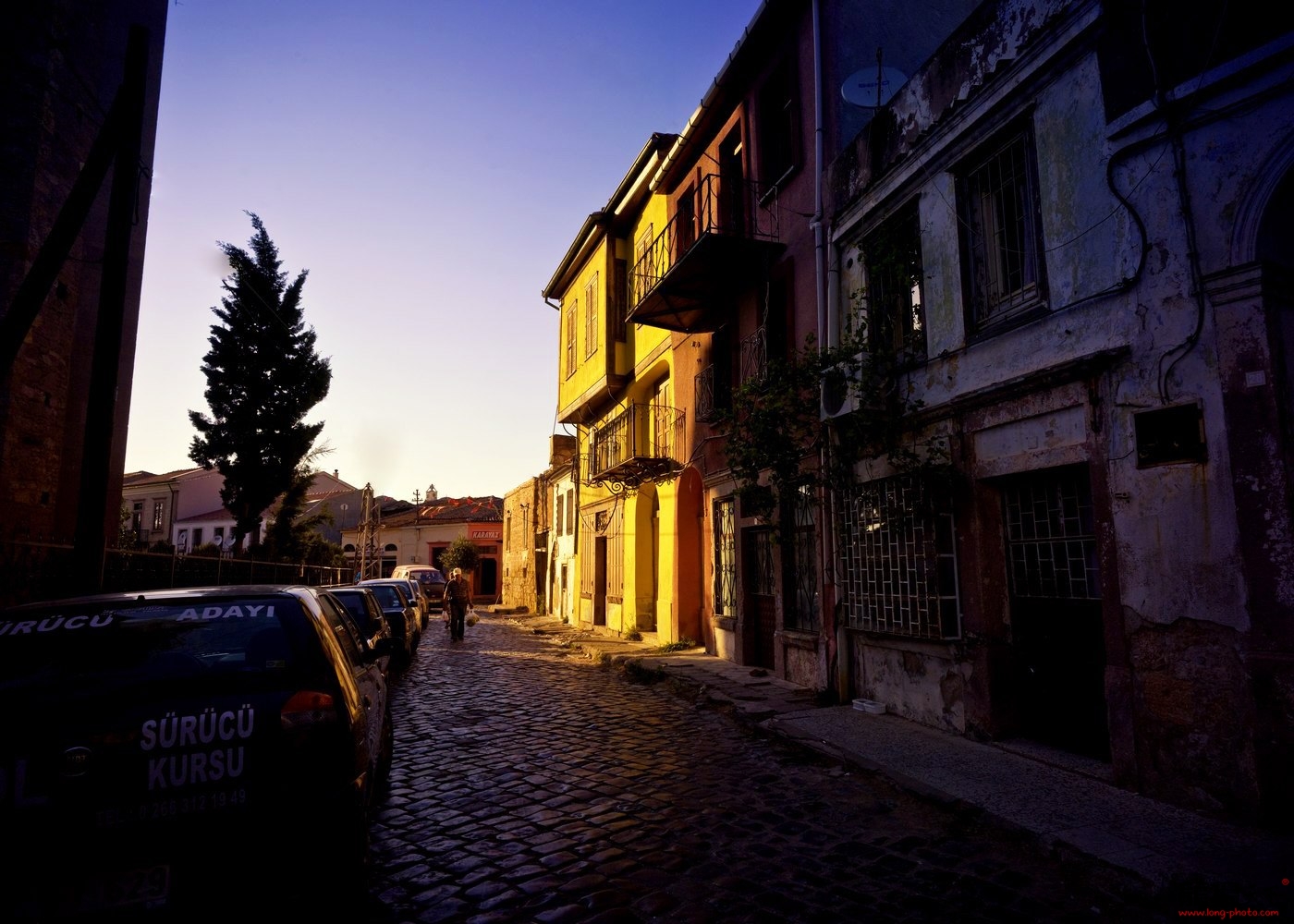 111015000283c389100bb979cf