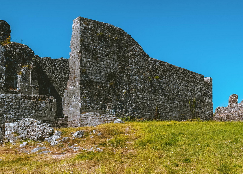 庫(kù)臺(tái)羅扎法城堡